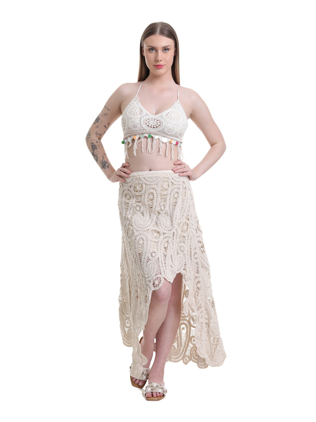 A Comprehensive Guide to Ladies' Clothes: Fashion Trends and Timeless Classics