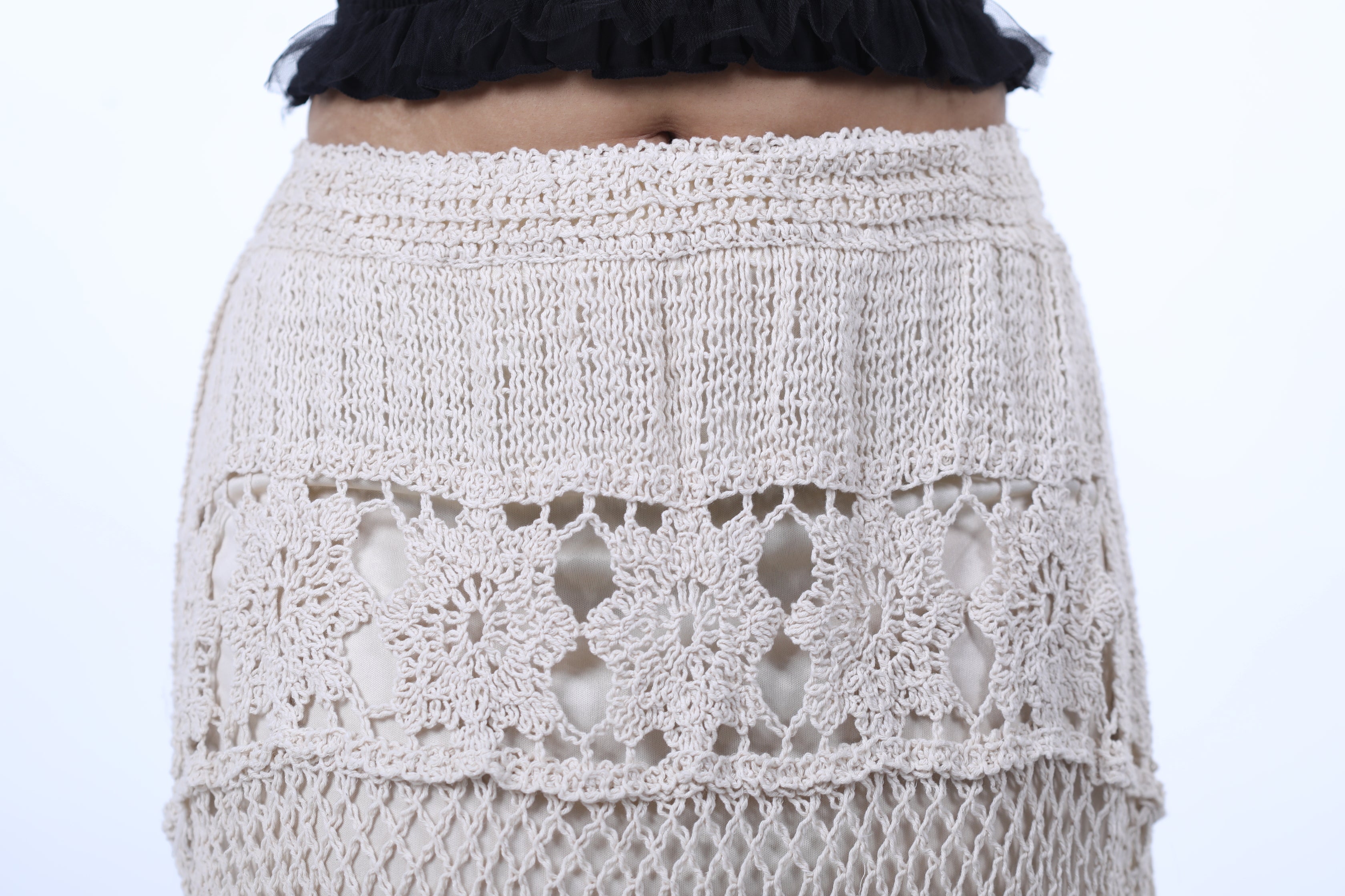 CREAM CROSIA FRILL SKIRT