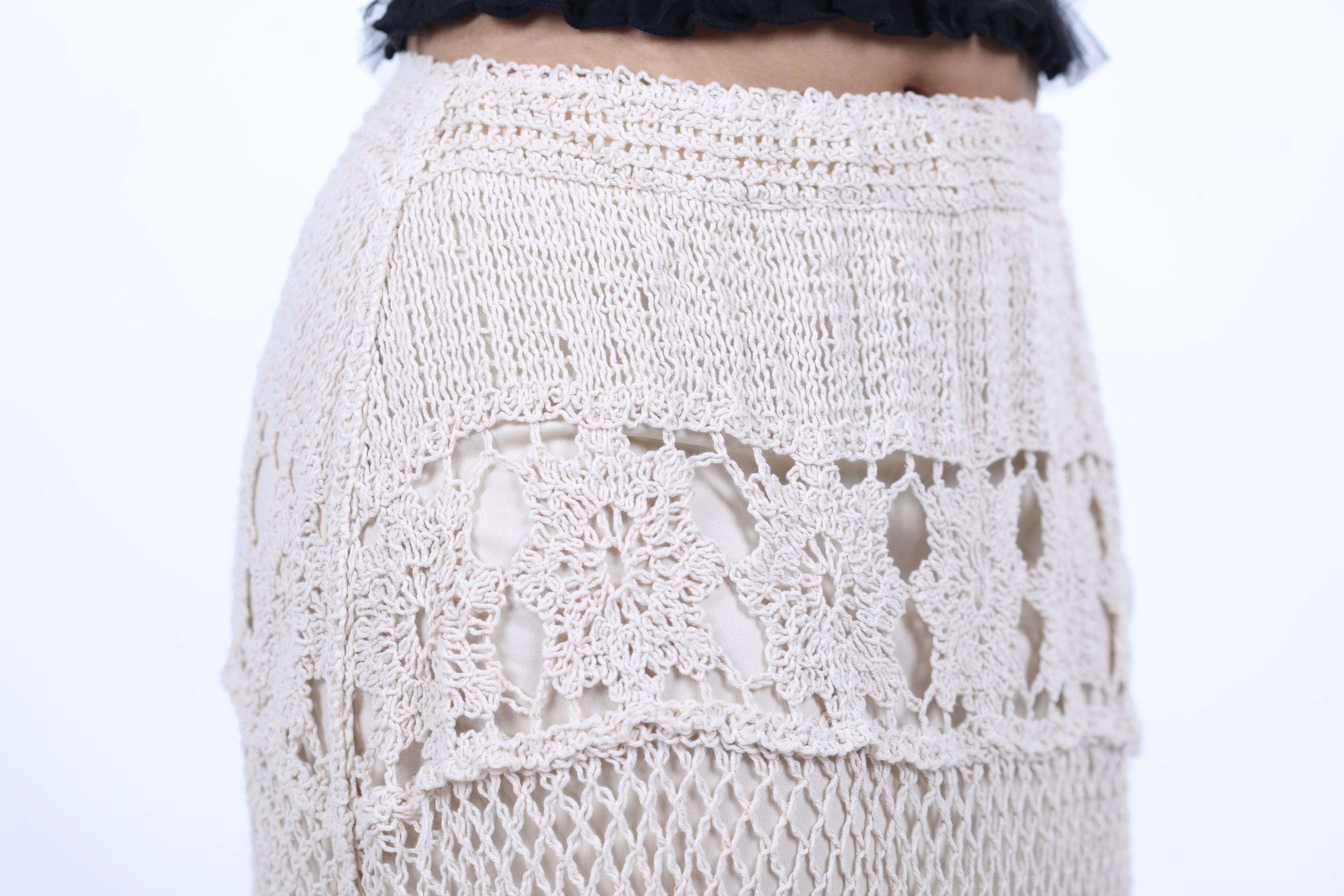 CREAM CROSIA FRILL SKIRT